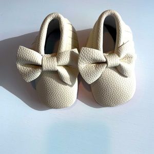 Mary Jane soft ballet shoe for baby. Size 12 months